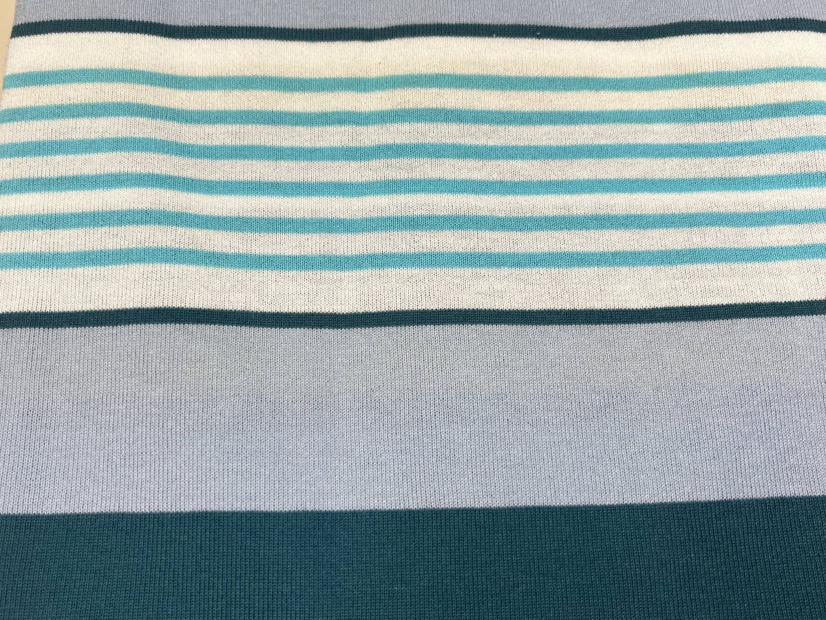 Stripe sample 042